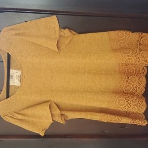 Women's Poly/Cotton Lace Top - Size 2XL